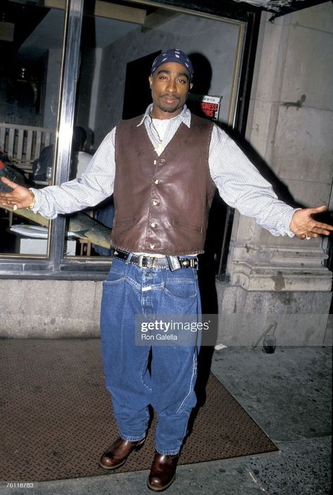 90s Fashion Outfits 1990s Style, 90s Black Men Fashion, Leather Vest Outfit, 90s Black Men, Vest Outfits Men, 80s Fashion Men, Looks Hip Hop, 1970s Men, Never Come Back