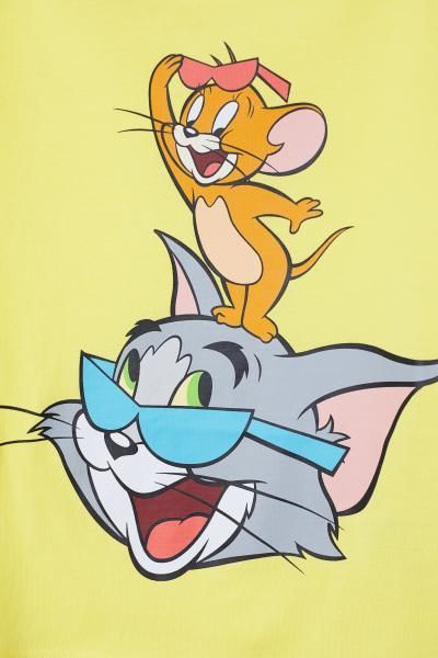 Tom And Jerry Kids, Desenho Tom E Jerry, Tom And Jerry Pictures, Tom And Jerry Wallpapers, Tom And Jerry Cartoon, Easy Cartoon Drawings, Cute Canvas Paintings, Classic Cartoon Characters, Cartoon Painting