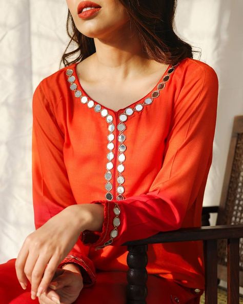 Mirror Work Kurti Design, Suits Design Latest, Mirror Work Kurti, Mirror Work Dress, Mirror Lace, Kurti Suit, Stylish Mirror, Embroidery Dresses, Mirror Work Blouse