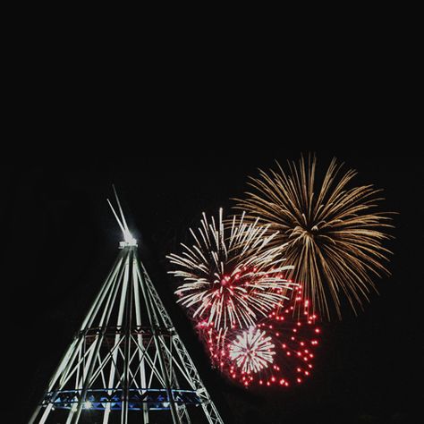 canada day fireworks medicine hat alberta photographer Alberta Photography, Canada Aesthetic, Canada Day Fireworks, Medicine Hat, Canada Day, Photo Set, Calgary, Fireworks, A Photo