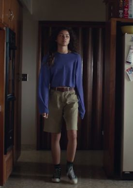 blue shirt, shorts Rue Bennett Outfit Ideas, Rue Outfits Euphoria, Lexi Outfits, Rue Euphoria Outfits, Zendaya Euphoria, Euphoria Style, Euphoria Outfits, Rue Bennett, Euphoria Clothing