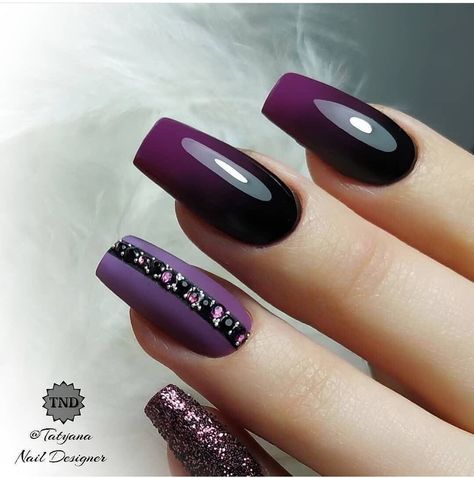 November Nails Designs, Ongles Gel Violet, Unghie Sfumate, Pretty Nail Art Designs, Black Nail Designs, Designs Nail, Black Nail, Pretty Nail Art, Art Summer