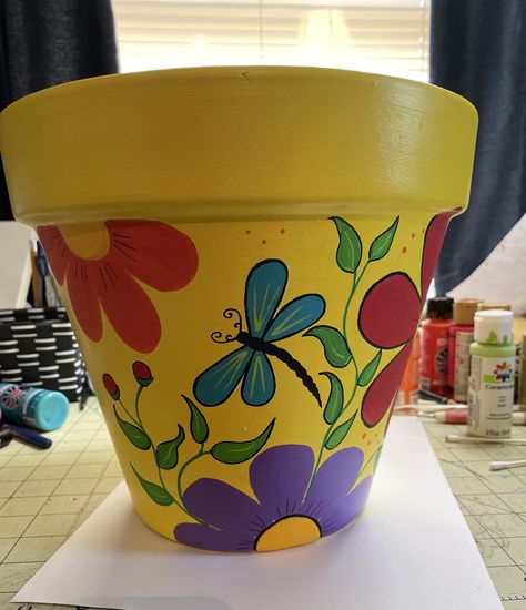 Painted Garden Pots Outdoor Planters, Painted Garden Pots, Easy Flower Pot Painting Ideas, Flower Pot Painting Ideas, Flower Pot Painting, Paint Garden Pots, Pot Painting Ideas, Ostrich Egg, Flower Pot Art