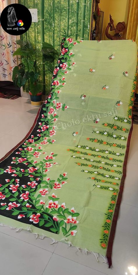 Saree Pallu Painting Designs, Hand Paint Saree Design, Flower Wall Decor Diy, Fabric Colour Painting, Fabric Paint Shirt, Diy Canvas Art Easy, Saree Painting Designs, Fabric Paint Diy, Saree Painting