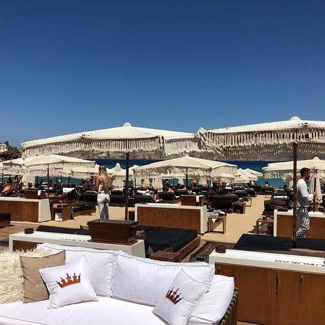 PRINCIPOTE, Mykonos Town - Updated 2020 Restaurant Reviews, Photos & Phone Number - Tripadvisor Navarre Beach, Mykonos Town, Mykonos Greece, Greece Islands, Europe Summer, Best Dining, Beach Bars, Cabin Homes, Restaurant Review