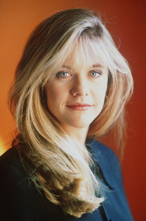 Meg Ryan Young, Meg Ryan Hairstyles, Sleepless In Seattle, Meg Ryan, Actrices Hollywood, Thomas Jefferson, Classic Hollywood, Blue Eyes, Hair Inspo