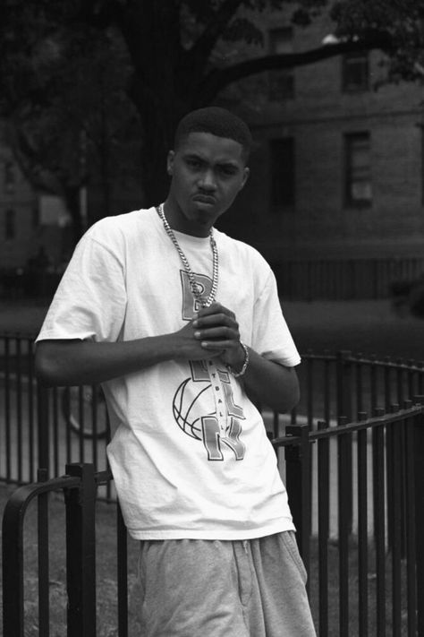 Nas Illmatic Wallpaper, Nas Aesthetic, Nas Wallpaper Rapper, Illmatic Wallpaper, Nas 90s Wallpaper, Nas Wallpaper, Nas Wallpaper 90s, Black And White Rap Aesthetic, Nas 90s