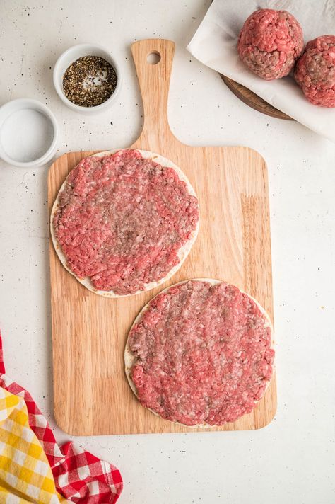 Burger Taco Recipe, Smash Burgers With Tortilla, Smash Big Mac Burger, Ground Beef Tortillas Recipes, Ground Beef With Tortillas, Beef Tortilla Recipes, Big Mac Tortillas, Tortilla And Hamburger Recipe, Tortilla Wrap Recipes Ground Beef