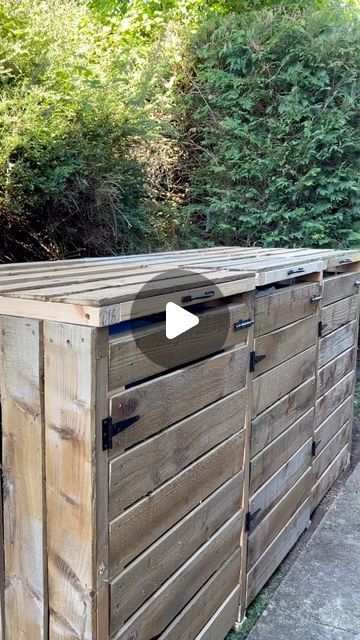 DIY Mum - Kayleigh Sherbourne on Instagram: "▪️DIY Bin Storage ▪️ I hate the look of bins, they are very useless don’t get me wrong and we all need them, but let’s face it they’re an eyesore. I had all this scrap wood that used to be an old outside bar given to me and knew what I wanted to do with it. I had this space down the side of my house perfect for a bin store. I bought some timber from @bandq_uk to make the door and lid frames as I didn’t have enough scrap for that. I bought the door hinges, handles and locks from @amazon Now just need to stain it to protect it. #binstore #diy #makeityourself #reclaimedwood #repurposed" Covered Trash Can Outside, Bin Covers Wheelie Diy, Diy Pallet Trash Can Storage, Outdoor Diy Storage, Wood Storage From Pallets, Garbage Box Outdoor, Bin Shelter Ideas, Diy Amazon Drop Box Ideas, Outside Garbage Can Storage Diy