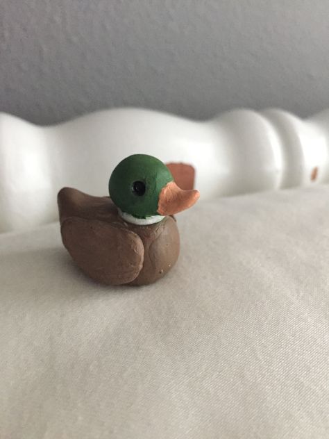 Duck Made Out Of Clay, Easy Stuff To Make Out Of Clay, Fimo Clay Animals, Polymer Clay Ducks, Easy Air Dry Clay Projects Animals, How To Make A Duck Out Of Clay, Things You Can Make Out Of Clay, Mini Clay Duck, Polymer Clay Crafts Animals