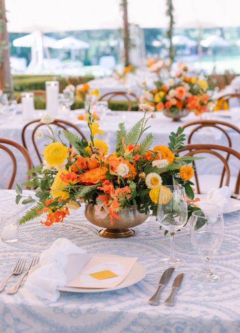 Indian Wedding Reception Table Decor, Indian Wedding Flower Arrangements, Indian Wedding Florals, Indian American Wedding Fusion, Indian Reception Decor, Indian Wedding Color Schemes, Indian Wedding Centerpieces, Bright Wedding Bouquet, Tropical Wedding Centerpieces