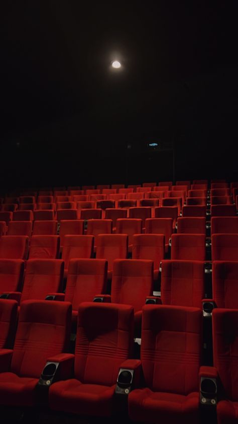 Zepeto Background Movie Theater, Cinema Aesthetic Wallpaper, Cinema Background, Cinema Wallpaper, Skull Wallpaper Iphone, Movie Background, Movie Theater Aesthetic, Cinema Aesthetic, Movie Theatre Seats