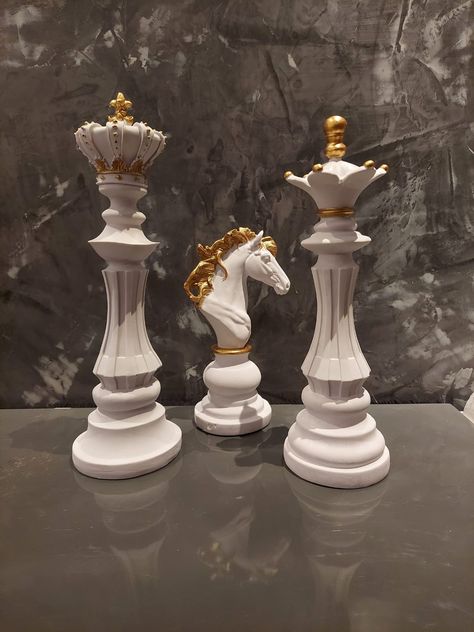 Large Chess Set, Chess Figures, Giant Chess, Chess Set Unique, Decor Statue, Garden Apartment, Chess Queen, Beautiful Figure, White Concrete