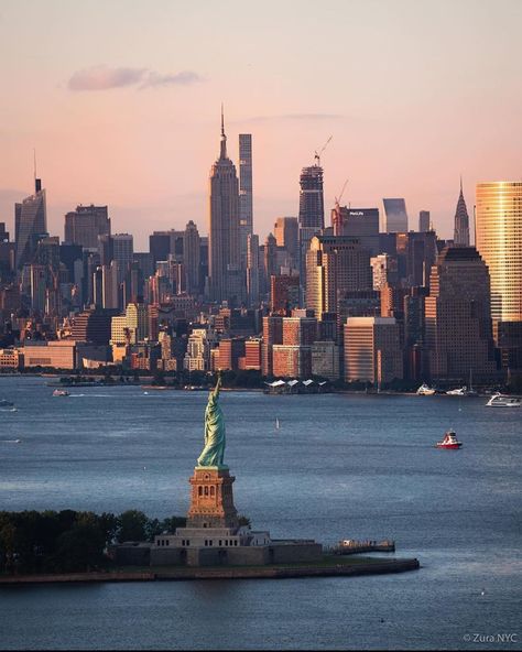 New York Morning Aesthetic, New York In July, New York Morning, City Backgrounds, Good Morning Usa, Sony A7riii, Staten Island Ferry, Nyc Baby, New York Summer