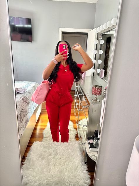 Scrub Outfits Black Women, Nurse Luxury Aesthetic, Baddie Nurse Aesthetic, Black Phlebotomist Aesthetic, Rich Nurse Aesthetic, Rich Nurse Gang, Cna Black Women, Red Scrubs Outfit, Styling Scrubs