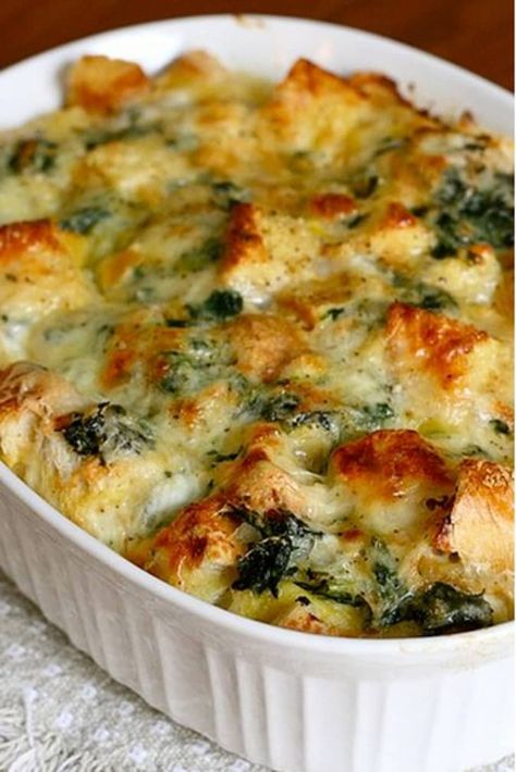 Spinach Cheese Recipes, Vegetarian Strata Recipes, Spinach And Cheese Strata, Savory Strata, Spinach Cheese Casserole, Cheese Strata Recipe, Spinach Strata, Christmas Morning Brunch, Cheese Strata