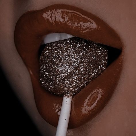 Glitter Chocolate, L J Shen, Pretty Reckless, Queen Aesthetic, Badass Aesthetic, Savage Quotes, Gold Aesthetic, Classy Aesthetic, Lip Art