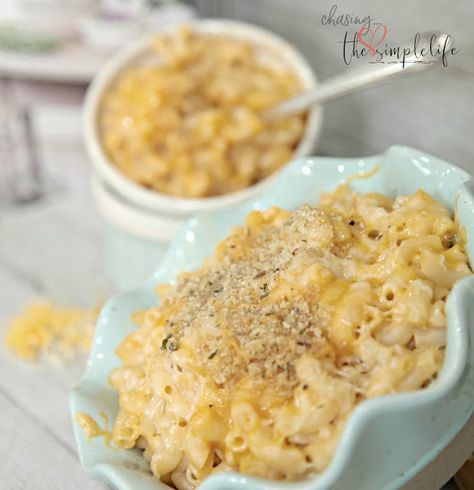 Magnolia Table Mac & Cheese... - Chasing Quaintness Magnolia Table Mac And Cheese, Magnolia Table Recipes, Convenient Dinner, Mac Sauce Recipe, Joanna Gaines Recipes, Macaroni Cheese Recipes, Magnolia Table, Baked Mac N Cheese, Baked Mac