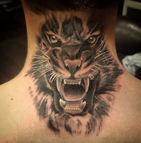 Tiger Neck Tattoo, Behind The Neck Tattoos, Back Of Neck Tattoo Men, Mens Tiger Tattoo, Watercolour Tattoo Men, Rhino Tattoo, Butterfly Neck Tattoo, Best Neck Tattoos, Lizard Tattoo