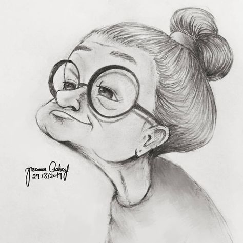 FAST SKETCHING 🖊️ #newartwork #new #old #grandma #older #artwork #artist #portrait #drawings #sketching #painting #instagram #facebook… Old Woman Drawing, Fast Sketching, Old Grandma, Painting Instagram, Mom Drawing, Sketching Painting, Artwork Portrait, Artist Portrait, Portrait Drawings