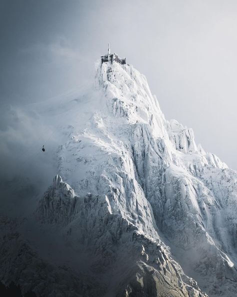 Storm Dress, Chamonix France, Dream Trips, Mountain Photos, Mountain Photography, Ski Trip, Rock Climbing, Photography Branding, Beautiful Destinations