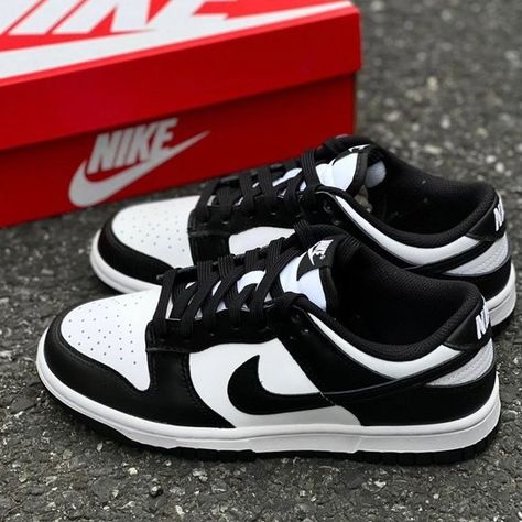 dunk black and white Panda casual sneakers Nike Dunk Low Reverse Panda, Panda Sneakers, Pink Tennis Shoes, Dunks Low, White Athletic Shoes, White Nike Shoes, Black And White Nikes, Black Nike Shoes, Nike Tennis Shoes