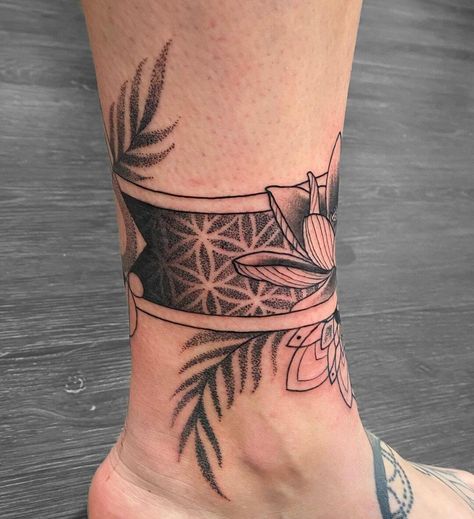 Graphic Anklet Tattoo Ideas For People Who Like To Experiment Mandala Tattoo Ankle Bracelet, Man Ankle Tattoo, Cuff Tattoo Ankle, Ankle Tattoo Men Ideas, Tattoo Cover Up Ideas For Women Ankle, Mens Ankle Tattoos, Men’s Ankle Tattoo, Ankle Band Tattoo Women, Men Ankle Tattoo