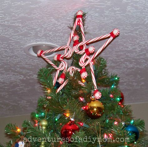 How to Make a Candy Cane Star Tree Topper Christmas Cubicle, Cubicle Ideas, Diy Tree Topper, Christmas Candy Cane Decorations, Candy Cane Crafts, Candy Cane Decorations, Christmas Tree Star Topper, Candy Christmas Tree, Diy Christmas Tree Topper