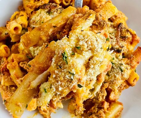 featured recipe image of Buca di Beppo Baked Ziti Buca Di Beppo Recipes, Ziti Recipe, Ziti Recipes, Baked Ziti Recipe, Sausage Spaghetti, Ricotta Pasta, Skillet Cooking, Baked Ziti, Ultimate Comfort Food