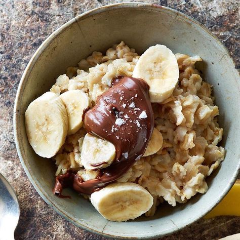 20 Gut-Healthy Breakfasts in 10 Minutes or Less Banana Oatmeal Recipe, Easy Oatmeal Recipes, Healthy Oatmeal Recipes, Perfect Healthy Breakfast, Easy Oatmeal, Overnight Oatmeal, Best Oatmeal, Healthy Oatmeal, Banana Oatmeal