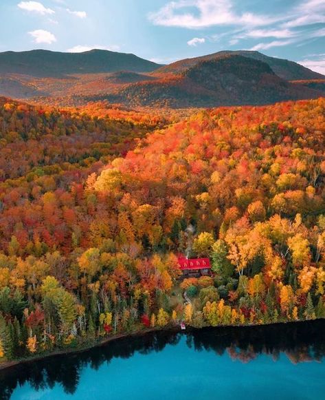 Mont Tremblant, Eastern Canada, Weekend Escape, Visit New York, Autumn Scenes, Wonderful Picture, Autumn Scenery, Little Italy, Quebec Canada