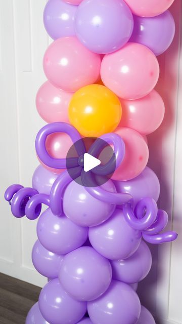 House of Party on Instagram: "🎈 How to Make a Balloon Bow! 🎀

Stretch a 260 balloon, tie one end with a rubber band, and wrap the other around a stick. Inflate it to create fun curls! Then, take a second 260 balloon, make two bubbles, and twist them together for the bow loops. Finally, add the curled balloon to the loops for a cute, finished bow! 

#balloontutorial #houseofpartyco #balloontips #balloonbow #balloons #quicktutorial #howtoballoons #ballooneducation" Tie Balloons Together, Balloon Bow, Balloon Crafts, A Stick, Rubber Band, Rubber Bands, Balloons, Bubbles, Twist