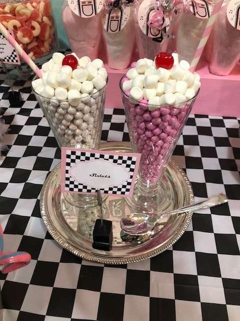 Sock Hop Party Centerpieces, 50s 50th Birthday Party, Oldies Party Theme Ideas, 50s Birthday Ideas For Women, 1950s First Birthday Party, 50s Themed Party Ideas Food, 50s Party Centerpieces, Grease 50th Birthday Party, Sock Hop Centerpieces