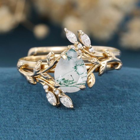 Nature Inspired Pear cut Moss Agate Leaf Gold ring set Fairy Ring Jewelry, Wedding Ring Leaves, Elven Wedding Ring, Earthy Engagement Rings, Earthy Wedding Rings, Botanical Wedding Ring, Forest Wedding Ring, Leaf Wedding Ring Set, Nature Inspired Engagement Rings