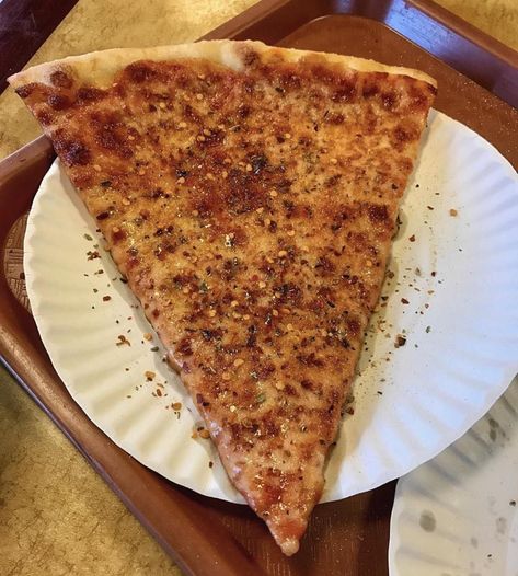 [I ate] Plain Slice of Pizza (NYC) The Best Dinner Recipes, Slice Of Pizza, Best Dinner, Cool Kid, Recipes For Dinner, Nyc Food, Best Dinner Recipes, Pizza Slice, Tasty Recipes