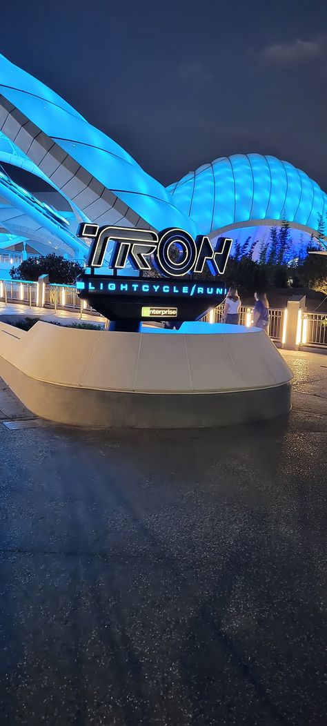 Tron Lightcycle Run at Magic Kingdom Disney Ride Aesthetic, Tron Magic Kingdom, Tron Disney World, Magic Kingdom Florida, Disney World Magic Kingdom Aesthetic, Walt Disney World Aesthetic, Magic Kingdom Aesthetic, Magic Kingdom Pictures, Disney World Pictures Ideas