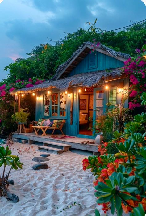 Cozy Beach Cottage, Small Beach Houses, Beach House Aesthetic, House Aesthetics, Island Beach House, Cute Houses, Small House Elevation Design, Dream Beach Houses, Beach Bungalow