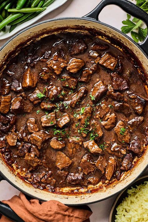 Tender Beef Tips, Beef Tips Gravy, Easy Dutch Oven Recipes, Dutch Oven Recipe, Dutch Oven Beef Stew, Oven Beef Stew, Dutch Oven Beef, Beef Tip Recipes, Grandbaby Cakes