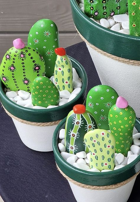 Easy Diy Mushroom Decor, What To Do With Rocks, Cacti Decoration, Landscaping Decor, Stone Cactus, Painted Rock Cactus, Rock Cactus, Garden Rock Art, Diy Rock Art