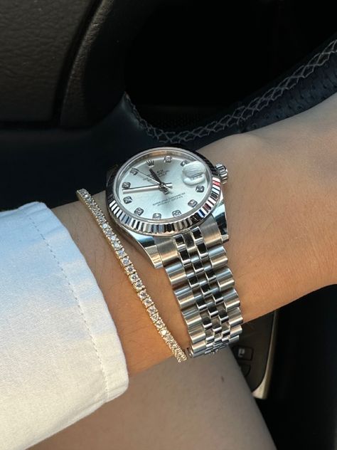 #rolex #tennisbracelet #summer #ootd #watchaesthetic #fashion #diamonds Rolex Datejust Women, Watch Aesthetic, Rolex Diamond, Rolex Watches Women, Oyster Perpetual Datejust, Summer Ootd, Wrist Candy, Girly Accessories, Classy Jewelry