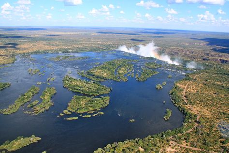 Victoria 1, Zambezi River, Clear Eyes, Victoria Falls, Google Earth, Southern Africa, Zambia, 100m, Niagara Falls