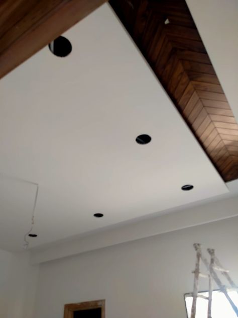 Ceiling Border Ideas, False Ceiling Groove Design, Wood False Ceiling, Wooden False Ceiling Design, Pop Groove Ceiling Design, Contemporary Ceiling Design, Dining Table Design Ideas, Best False Ceiling Designs, Drawing Room Ceiling Design