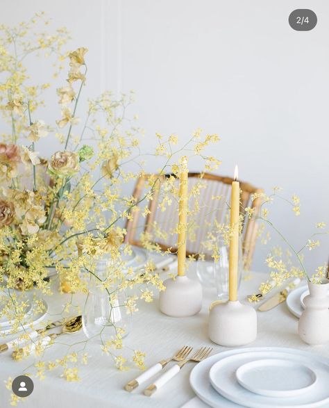 White Wedding Table Setting, Yellow Wedding Inspiration, Yellow Palette, Fruit Wedding, Daisy Party, Bridal Shower Flowers, Wedding Palette, Gold Baby Showers, Yellow Wedding