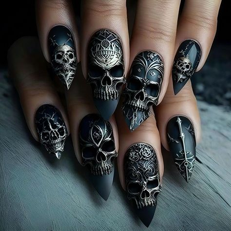 Unghie Sfumate, Skull Nails, Fantasy Nails, Gothic Nails, Goth Nails, Pretty Nail Art Designs, Almond Shape, Nails Spring, Nails 2023