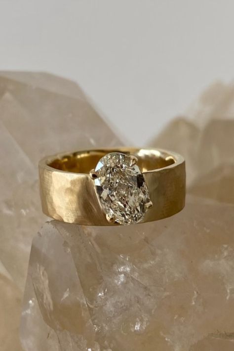 Cute Engagement Rings, Future Engagement Rings, Elegant Clothes, Setting Ideas, Modern Engagement Rings, Dream Engagement, Dope Jewelry, Dream Engagement Rings, Jewellery Ideas