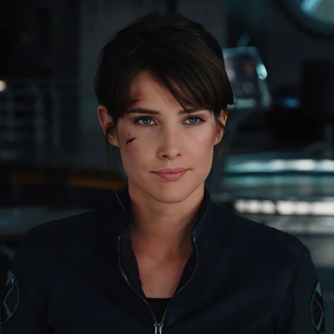 marvel avengers maria hill aesthetic icons Agent Hill Avengers, Marvel Maria Hill, Maria Hill Aesthetic, Maria Hill Marvel, Marvel Aesthetic Icons, Female Marvel Characters, Cobie Smulders Avengers, Maria Hill Icon, Agent Aesthetic