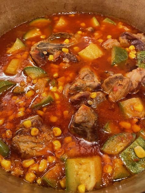 Calabacita con Carne de Puerco - My Back Kitchen What To Eat With Squash, Calabacitas Soup, Pork Stew Meat Recipes, Mexican Pork Stew, Calabacitas Recipe, Mexican Pork Recipes, Pork Stew Meat, Mexican Pork, Stew Meat Recipes