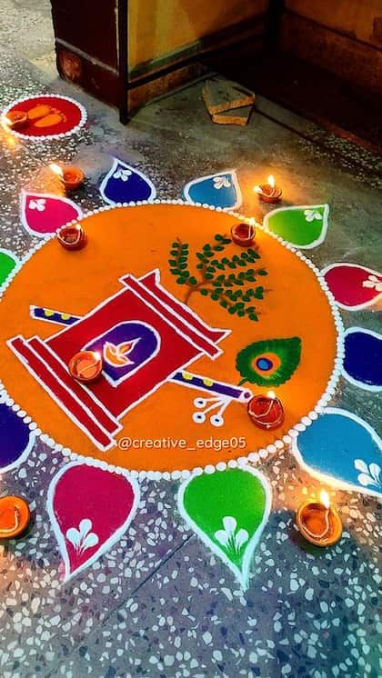 Rangoli Designs For Tulsi Vivah, 3d Rangoli, Tulsi Vivah, Tulsi Plant, Rangoli Ideas, Beautiful Rangoli Designs, Beautiful Rangoli, Simple Rangoli, Plant Design