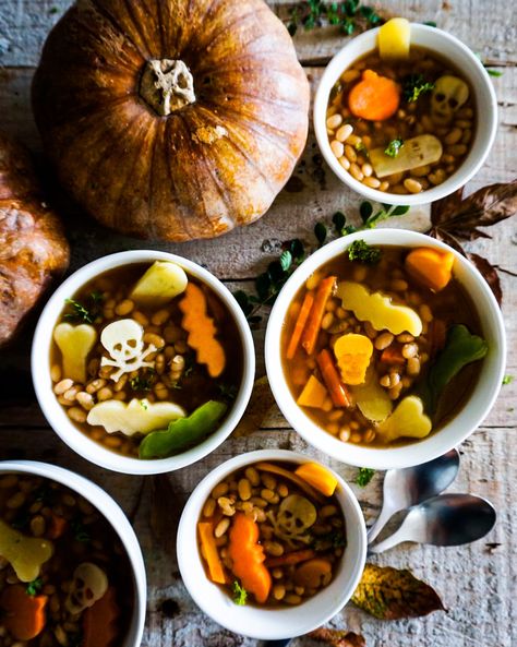 Bean Broth, Halloween Soup, Vegan Bean, Homemade Vegetable Broth, Soups For Kids, Halloween Lunch, Beetroot Soup, Soup Ideas, Vegan Halloween