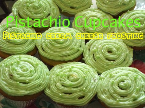 Light Cupcakes, Pistachio Buttercream, Pistachio Cupcakes, Quick And Easy Sweet Treats, Cake Mix Cupcakes, Pudding Cupcakes, Dessert Squares, Flan Cake, Easy Puddings